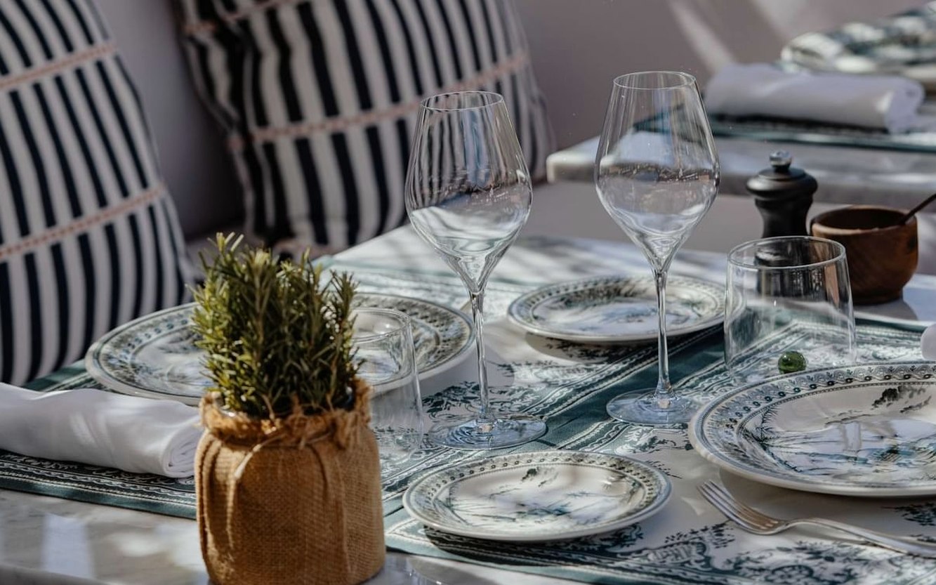 Table dressée à La Terrasse du Selman